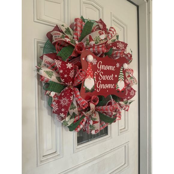 Gnome Sweet Gnome Christmas Wreath | Gnome Holiday Decor Winter Gnome Wreath xxx - Picture 4 of 6